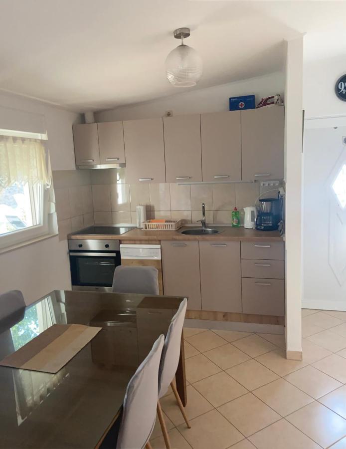 Vacation House Radosic Radosic  ภายนอก รูปภาพ