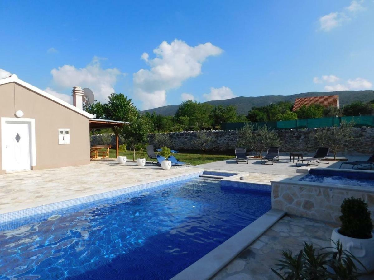 Vacation House Radosic Radosic  ภายนอก รูปภาพ